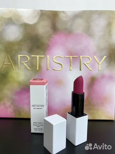 Роскошная губная помада Artistry Go Vibrant Amway