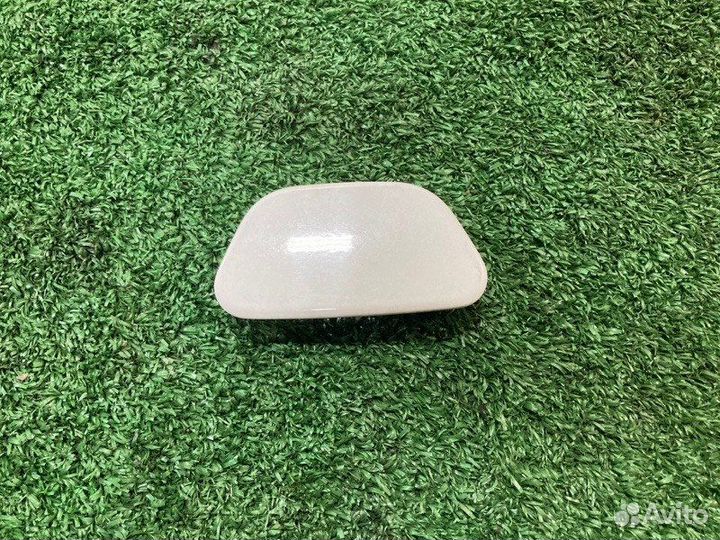 Крышка форсунки омывателя фар передняя левая