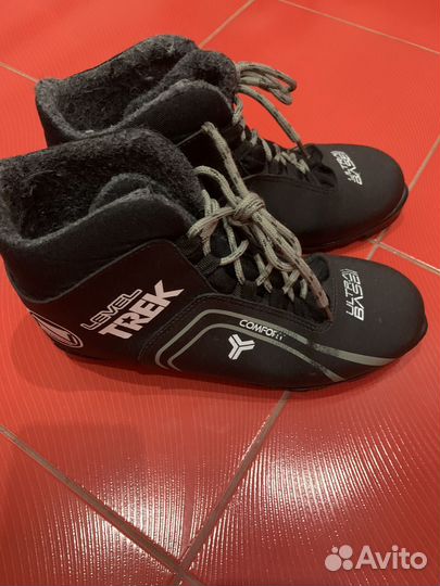 Лыжные ботинки классические 41