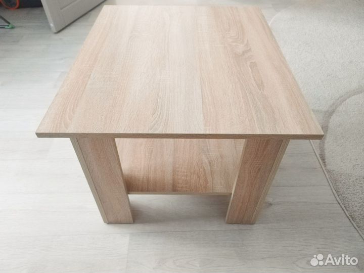 Журнальный столик