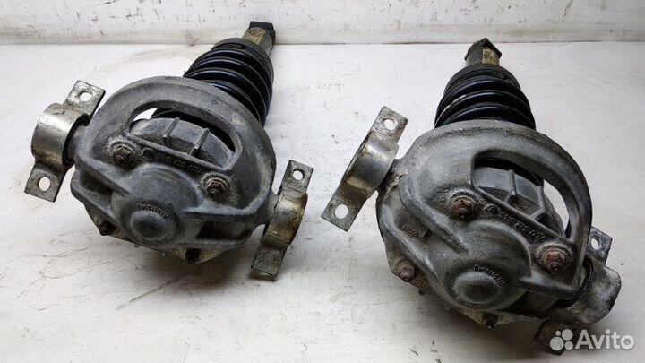 Амортизатор задний Volkswagen Touareg 7L 3.6 2010