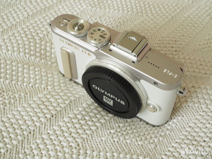Olympus Pen E-PL8 body