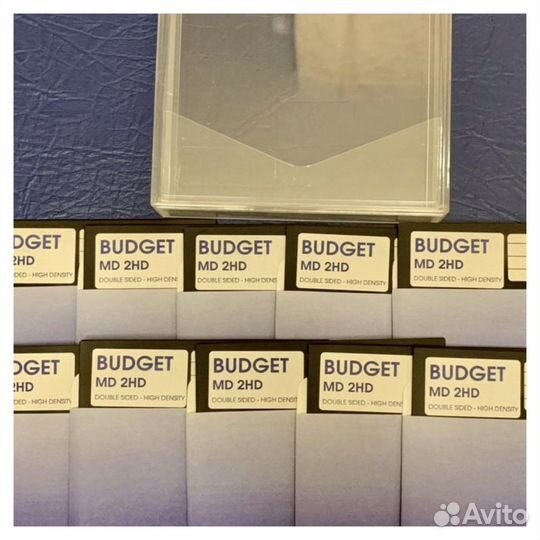 Ретро дискеты 5.25 дюйма и 3.5 дюйма