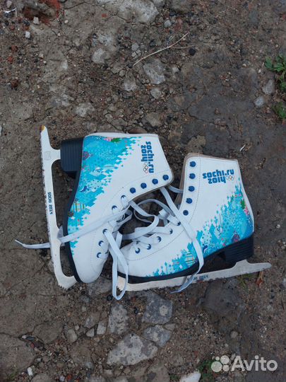 Коньки фигурные