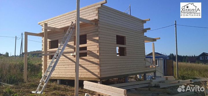 Строительство домов срубов 6х6 из бруса с террасой