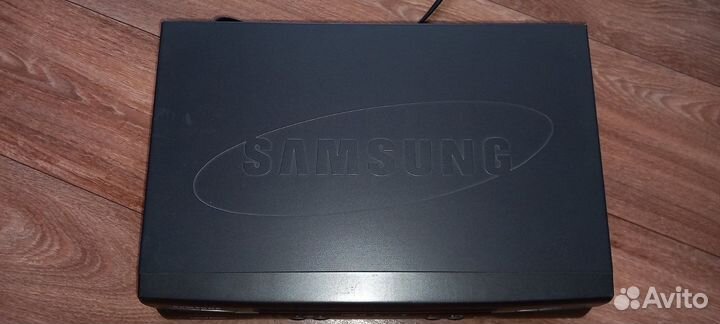 Видеомагнитофон samsung