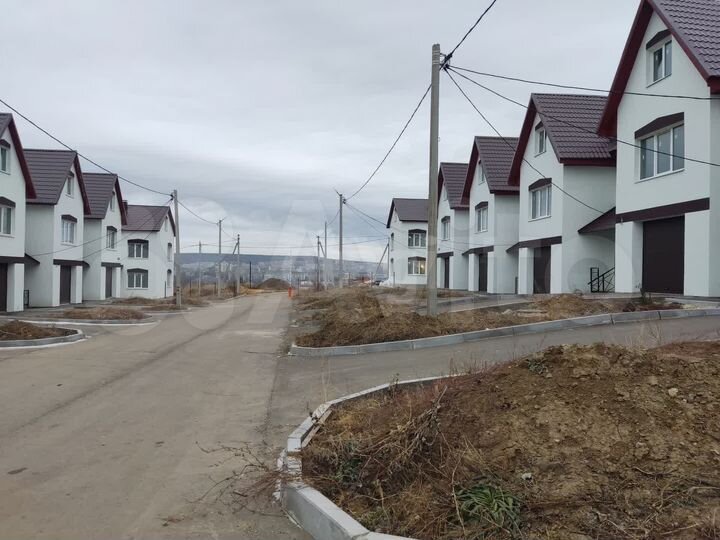 Таунхаус 166 м² на участке 2 сот.