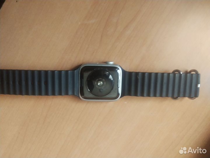 Часы apple watch se 44 mm бу