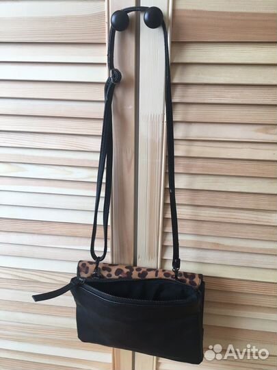 Сумка-клатч Stradivarius