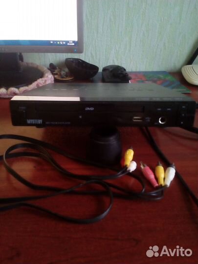 Видеоплеер DWD CD mystery(MDV-742UM)