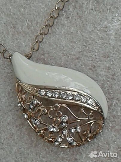 Бижутерия из шкатулочки.Винтаж