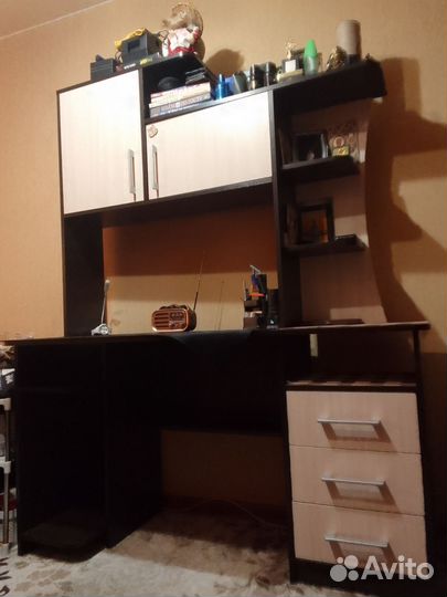 Компьютерный стол