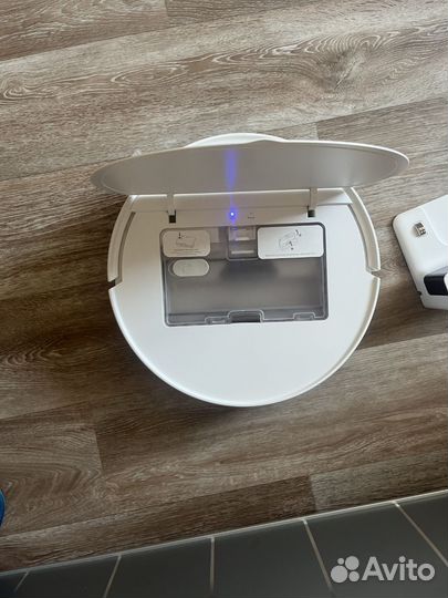 Робот пылесос