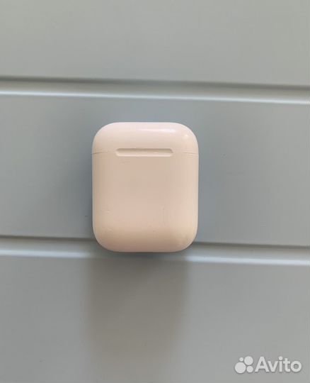 Apple AirPods 2