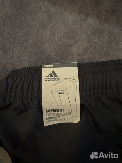 Спортивные штаны adidas