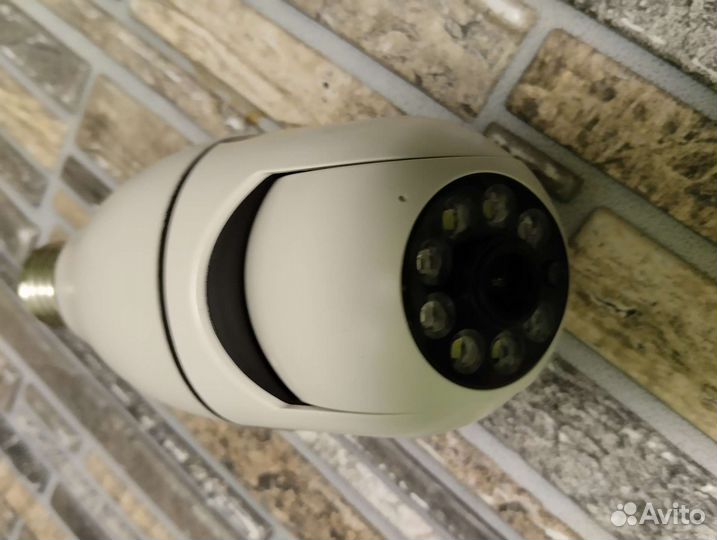 Видеокамера-лампочка