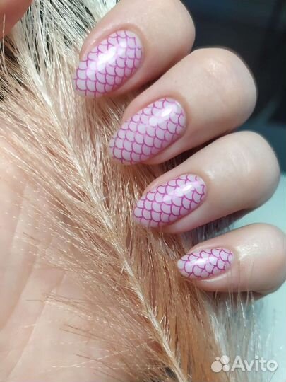 Маникюр покрытие гель лаком окрашивание бровей