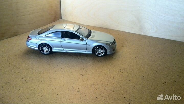 Модель а/м Mercedes-Benz CL63 AMG в масштабе 1:24