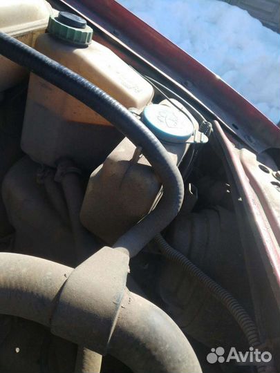 Бачок омывающей жидкости Audi 100 Ауди 100