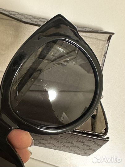 Солнечные очки gucci