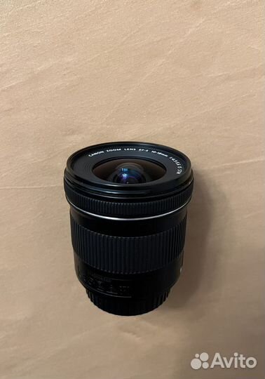 Объектив Canon EF-S 10-18mm f/4.5-5.6 IS STM