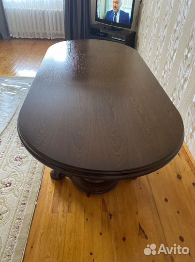 Стол большой