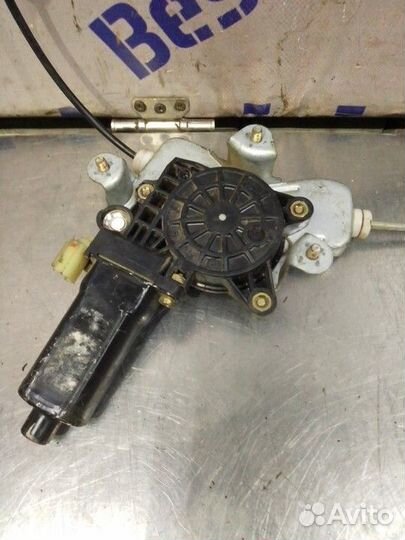 Стеклоподъемник электрический передний правый