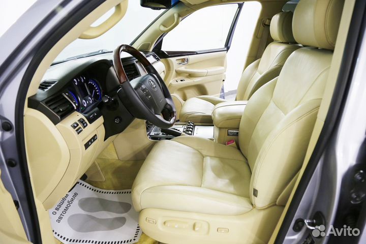 Lexus LX 5.7 AT, 2009, 182 160 км