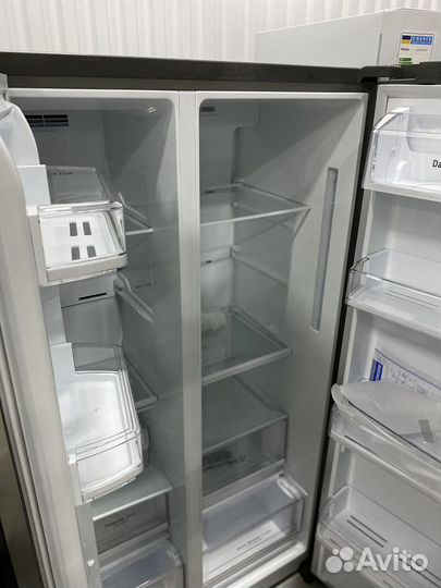 Холодильник LG новый