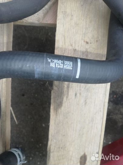 Патрубок отопителя Ford Focus