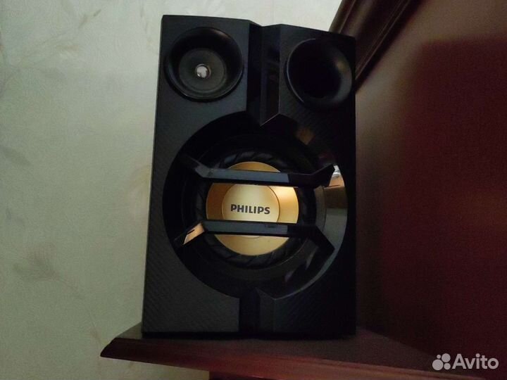 Музыкальный центр philips