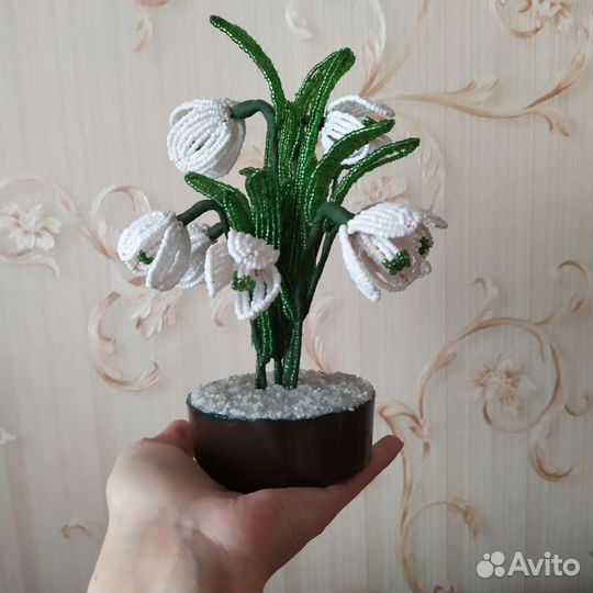 Подснежники из бисера