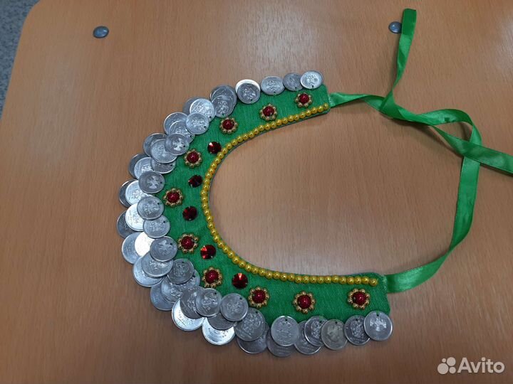 Монисто из монет