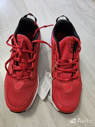 Кроссовки Reebok женские