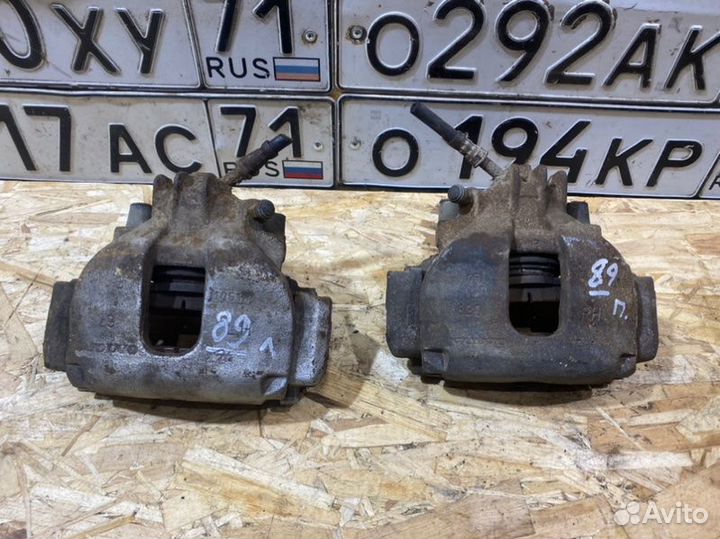 Суппорт тормозной Volvo S80 седан 2.9 2002