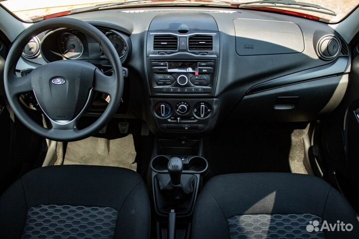 LADA Granta 1.6 МТ, 2022, 5 км