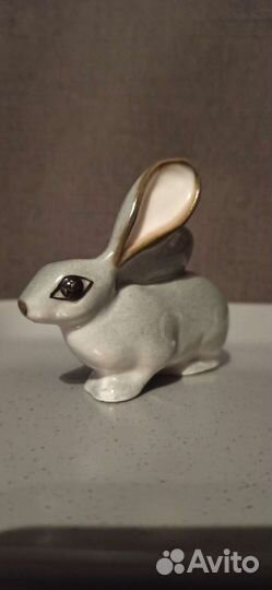 Фарфоровая статуэтка времён СССР 