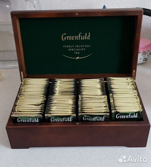 Чай в подарочной шкатулке