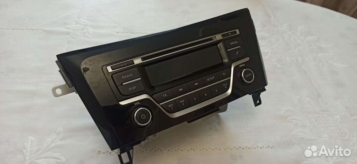 Магнитола Nissan x trail t32 в отличном состоянии