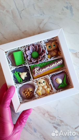 Шоколадный подарок на День воспитателя