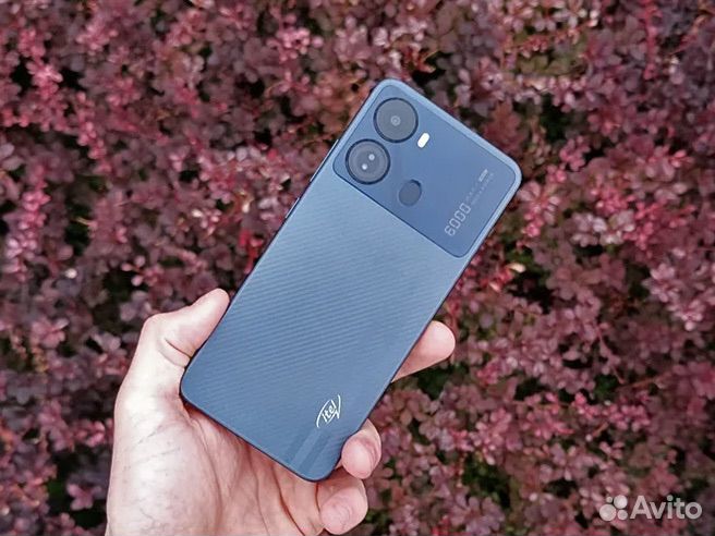 Itel P40, 4/128 ГБ