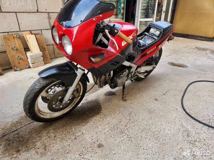 Suzuki gsx-r 250 разбор