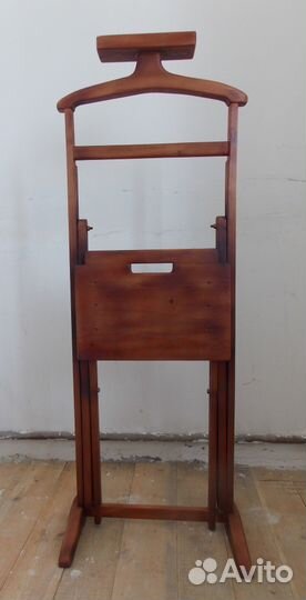 Вешалка напольная для одежды. Складная