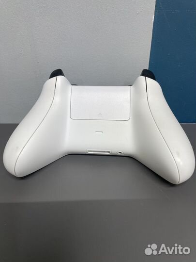 Геймпад для xbox one s белый оригинал