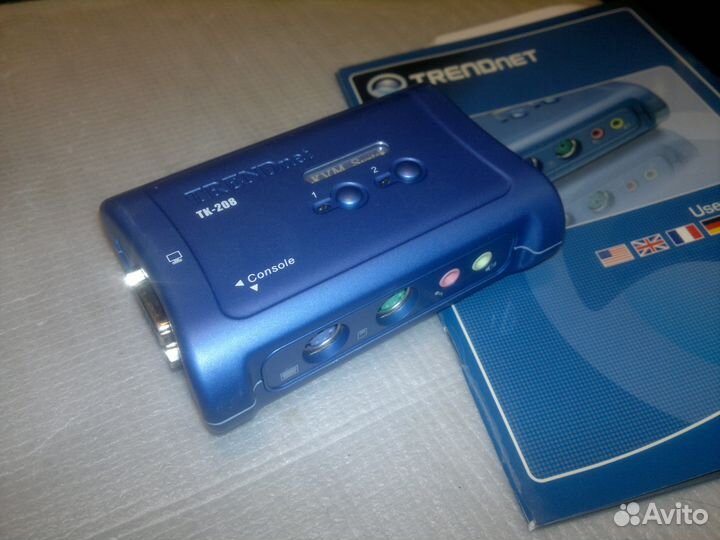 Переключатель KVM trendnet TK-208K (2 порта )