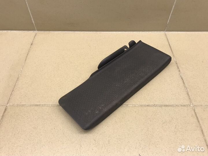 Накладка (кузов внутри) Golf V Plus 2005-2014