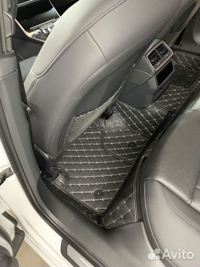 3Д коврики в салон Lexus IS250