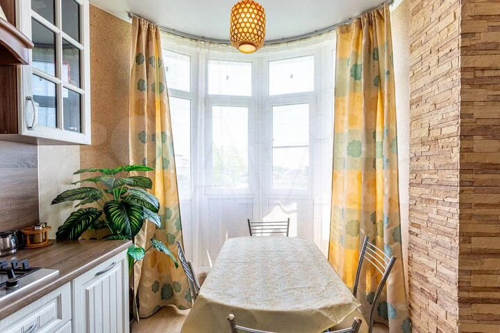 2-к. квартира, 65,7 м², 8/10 эт.