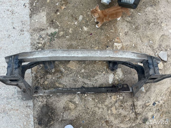 Усилитель бампера передний opel corsa d