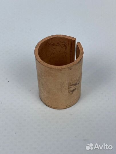 Втулка шатуна Планета с прорезью